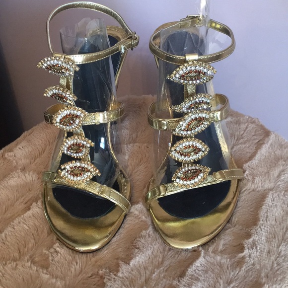Gold strapped dress Sandals - Picture 3 of 8